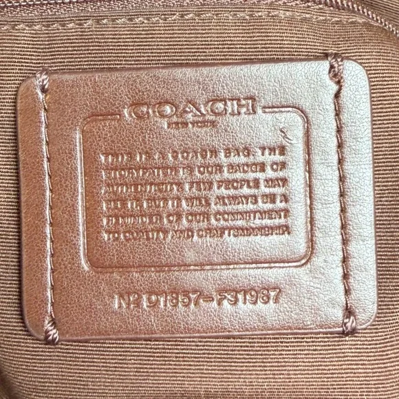 Coach Grace Hobo Beige Pebble Leather Shoulder Bag F31987 Gold Hardware - Picture 5 of 12